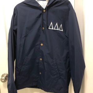 NEVER WORN Tri Delta sorority rain-coat